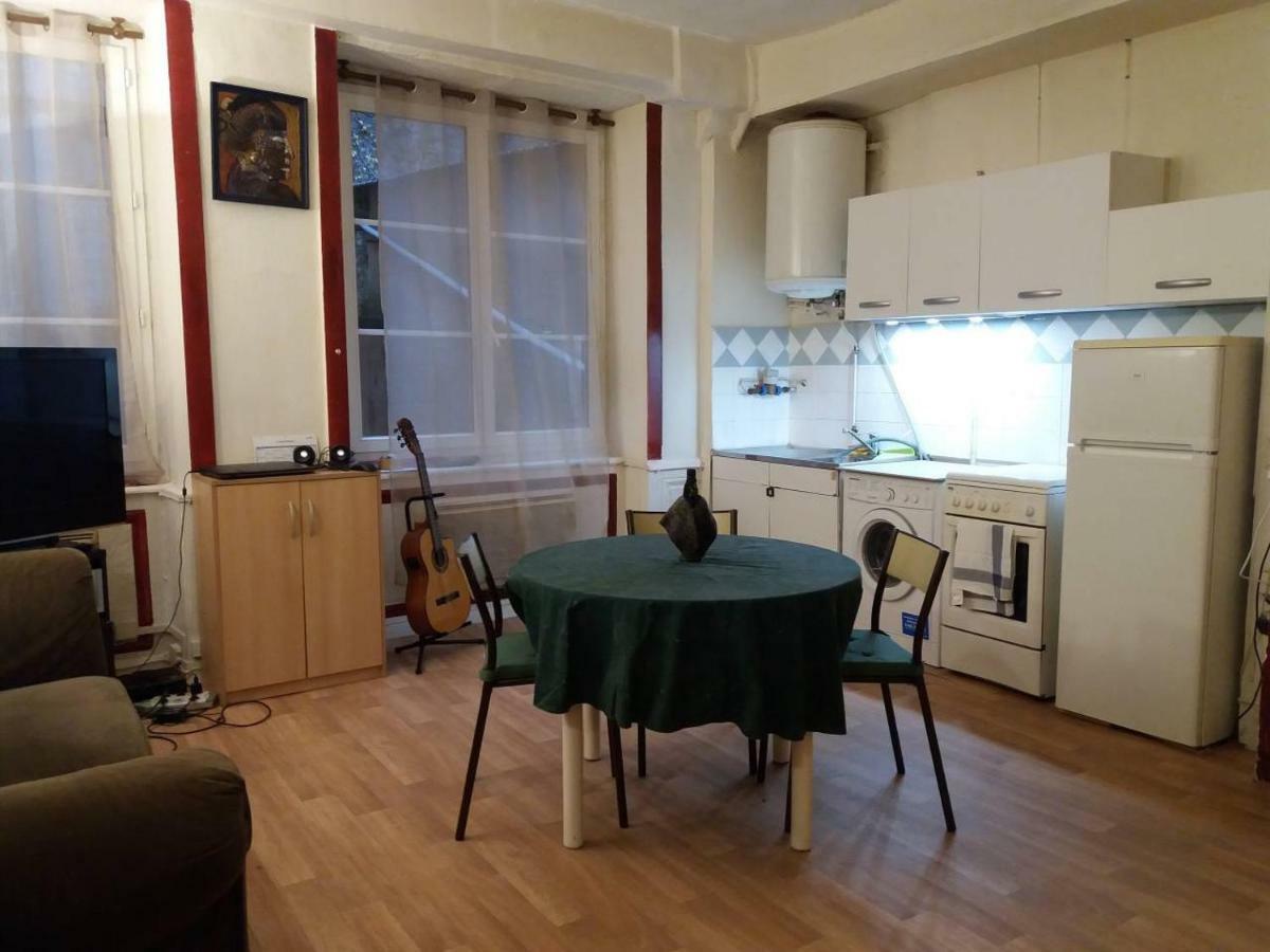 Appartement logement Quai de Pierre-Scize à Lyon Extérieur photo