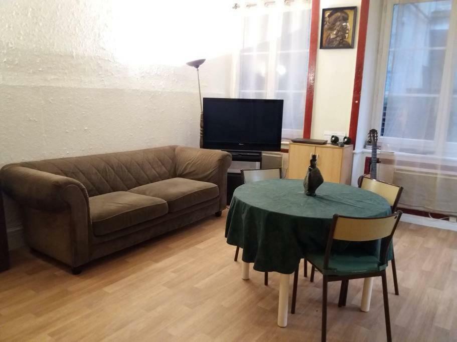 Appartement logement Quai de Pierre-Scize à Lyon Extérieur photo